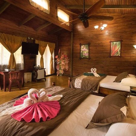 Blue River Resort & Hot Springs ليبيريا المظهر الخارجي الصورة
