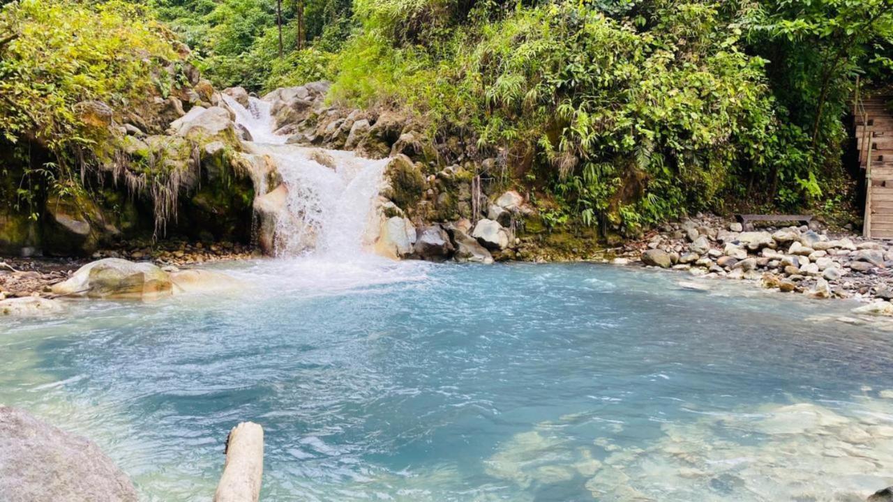 Blue River Resort & Hot Springs ليبيريا المظهر الخارجي الصورة