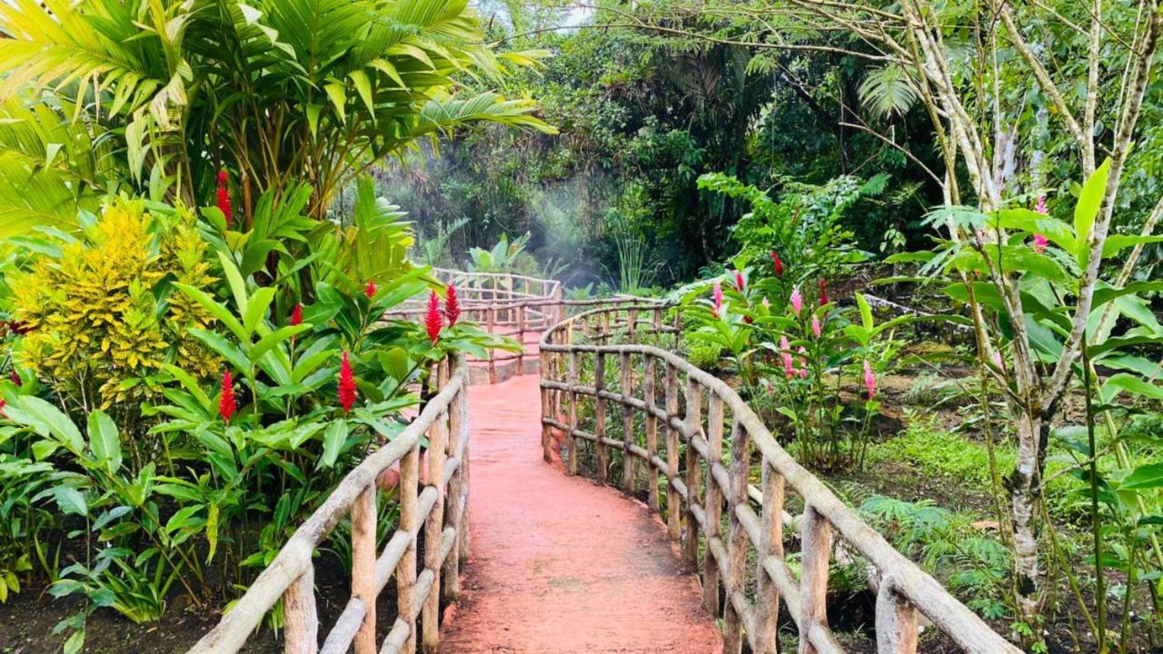 Blue River Resort & Hot Springs ليبيريا المظهر الخارجي الصورة