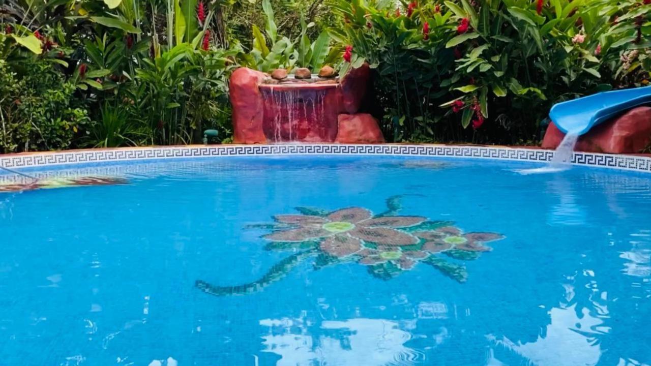 Blue River Resort & Hot Springs ليبيريا المظهر الخارجي الصورة
