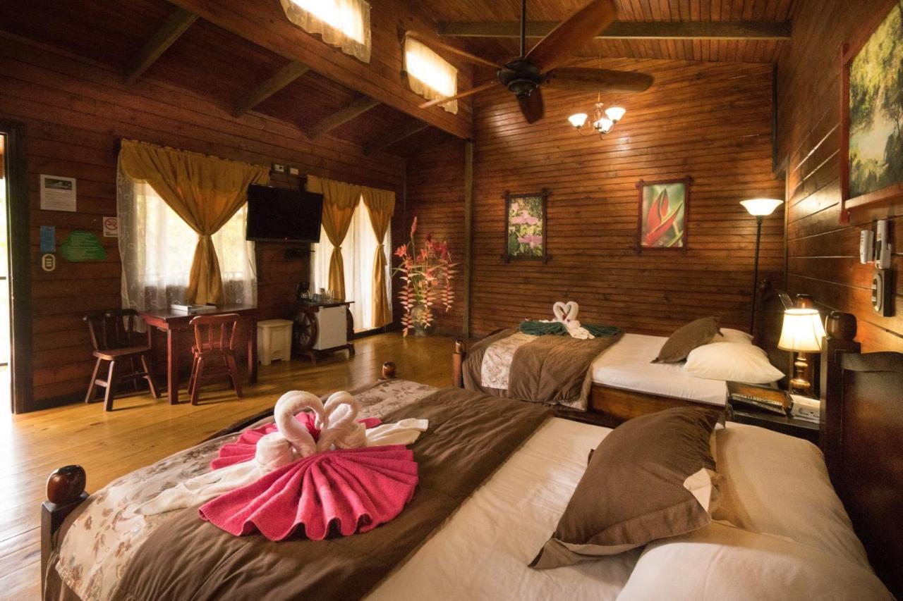 Blue River Resort & Hot Springs ليبيريا المظهر الخارجي الصورة